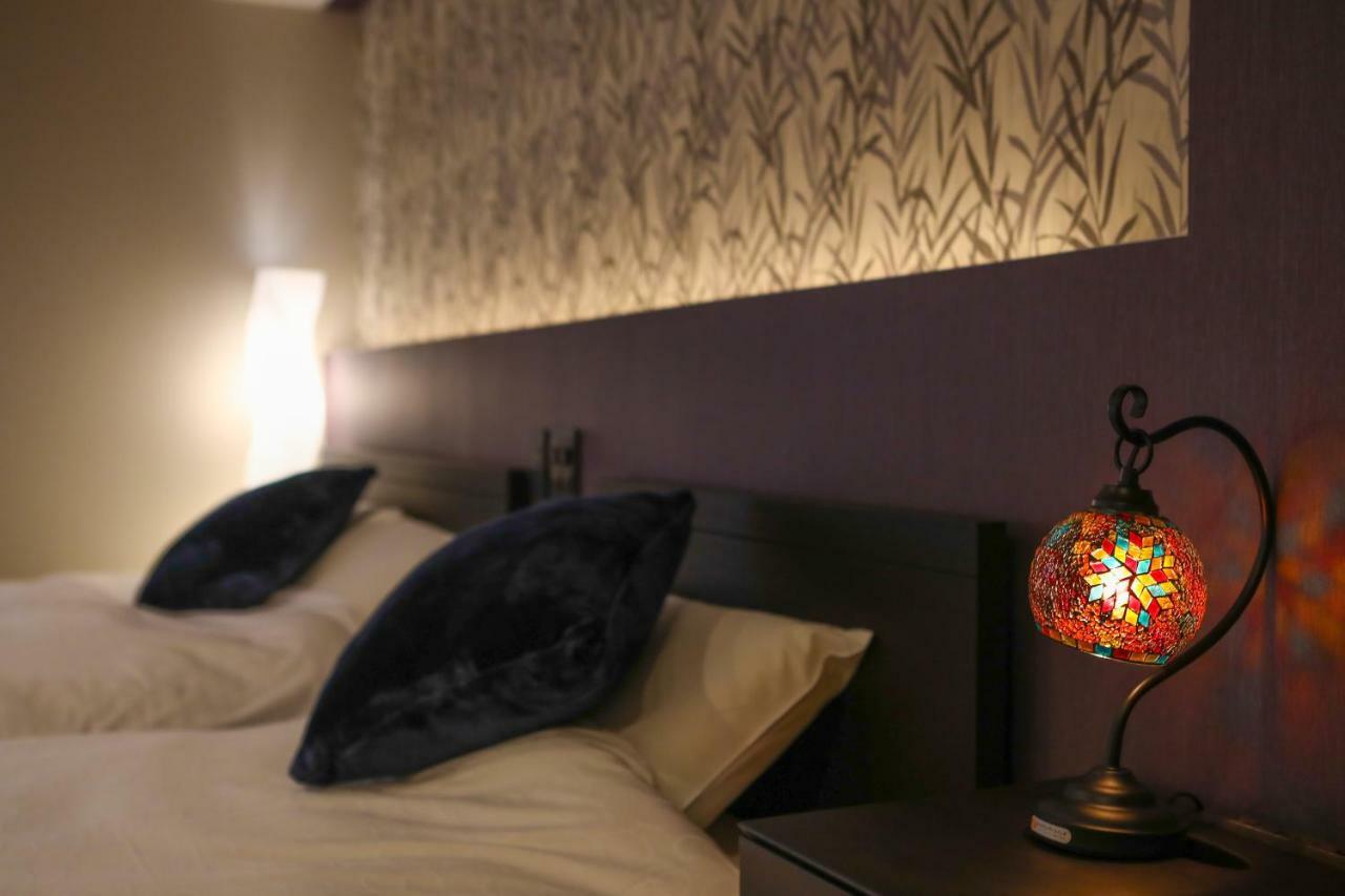 Grand Base Hakata Aparthotel Fukuoka  Exterior photo