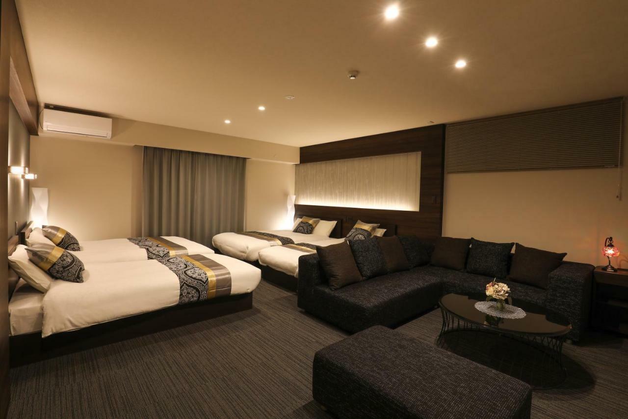 Grand Base Hakata Aparthotel Fukuoka  Exterior photo