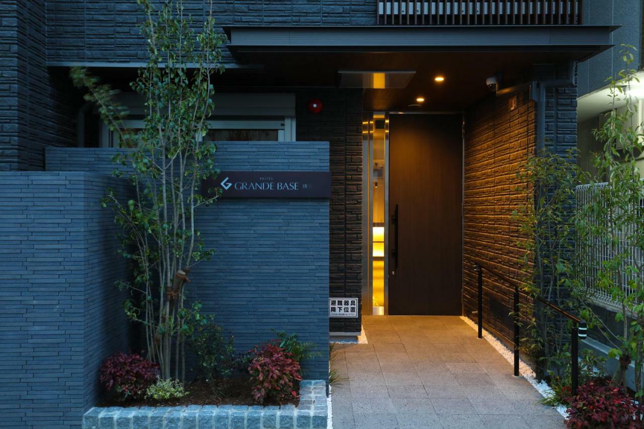 Grand Base Hakata Aparthotel Fukuoka  Exterior photo
